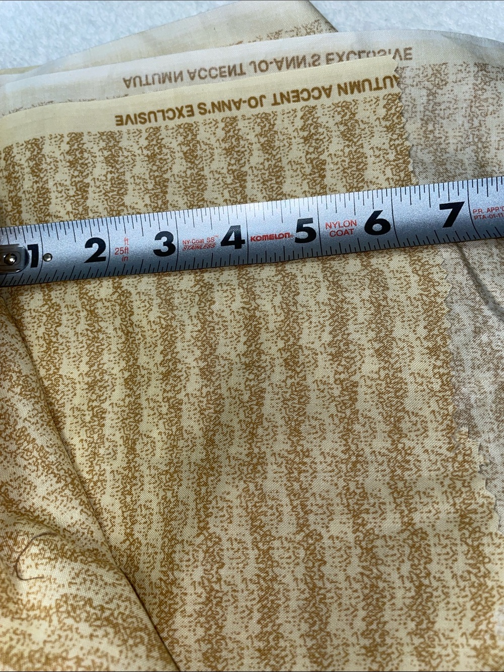 4-5 LB MIXED FABRIC BUNDLE • USABLE PIECES • CRAFT & SEWING C4 - Picture 8 of 9